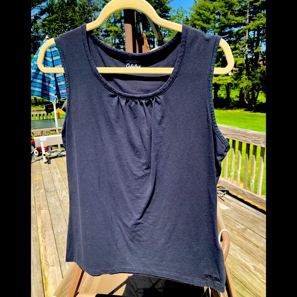Cabela’s sleeveless top